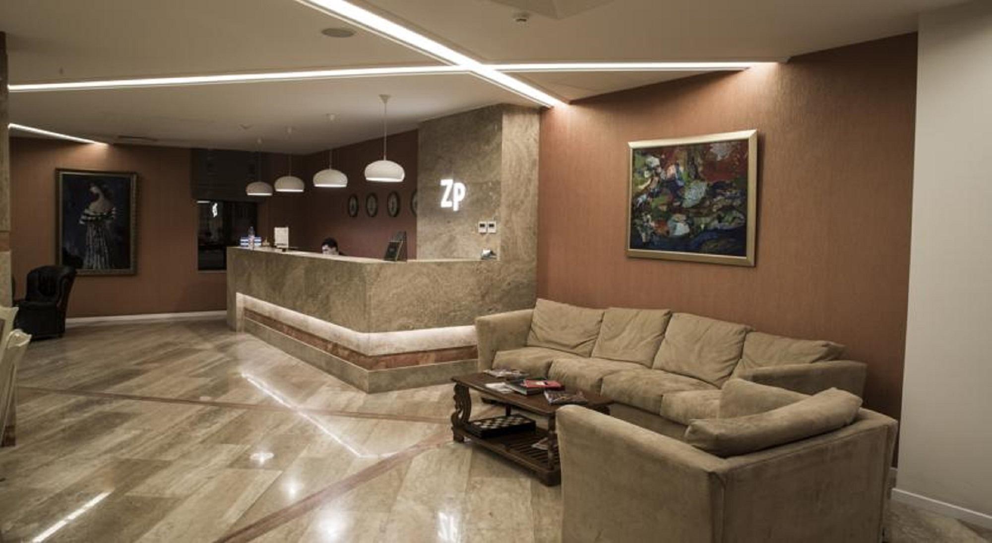 Hotel Zp Palace Tbilisi Exteriör bild