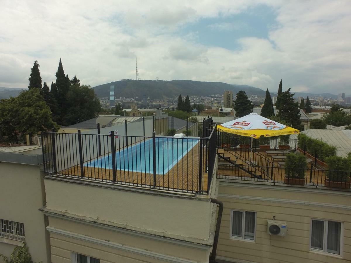 Hotel Zp Palace Tbilisi Exteriör bild